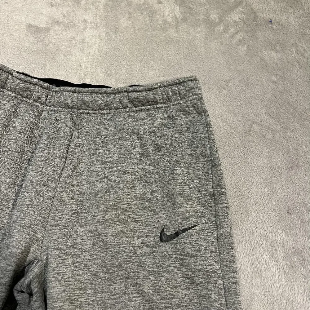 Nike Pants Mens Large Gray Dri-FIT Standard Fit Joggers Fleece Tapered Cuffed